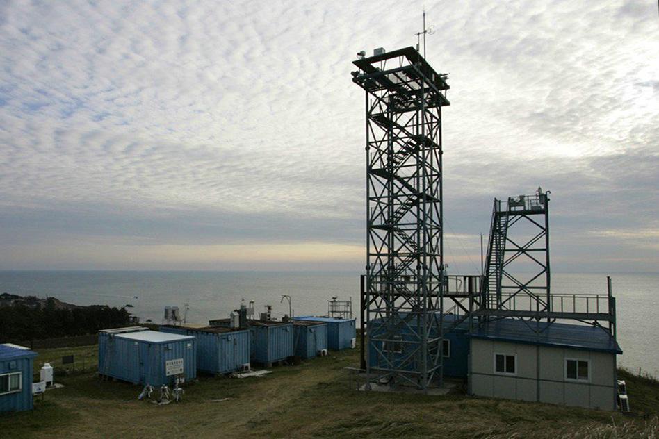 ADVANCED GLOBAL ATMOSPHERIC GASES EXPERIMENT (AGAGE) Prinn_Nature_TechReview.jpg